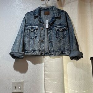 Brand new American Eagle Jean denim jacket size Medium